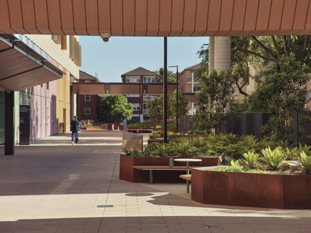 251202 Leathwood UNSW037