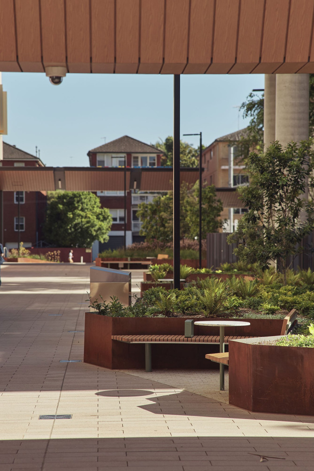 251202 Leathwood UNSW037