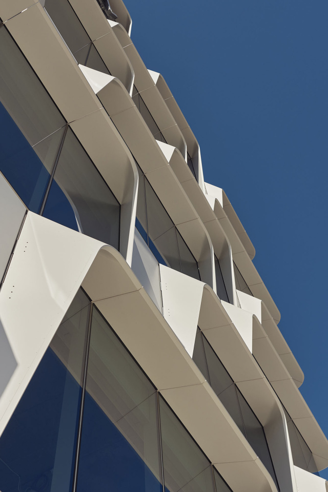 251202 Leathwood UNSW066