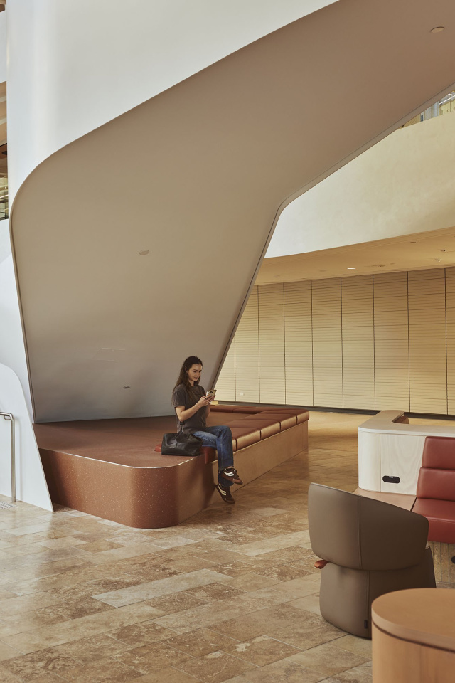 251202 Leathwood UNSW230